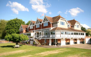 Leander Club